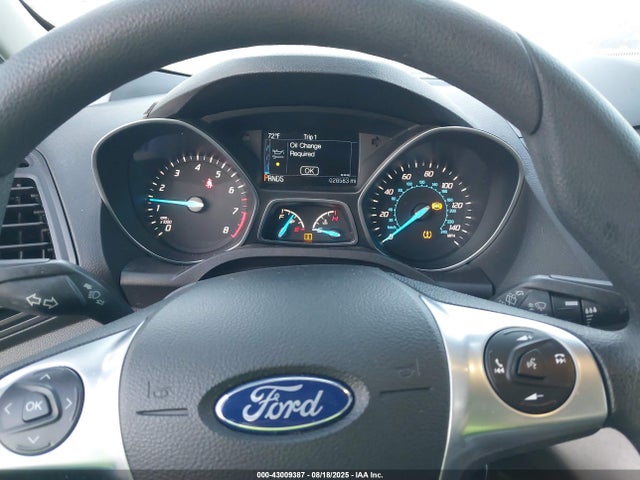 1FMCU0GX8GUC88773 Ford Escape