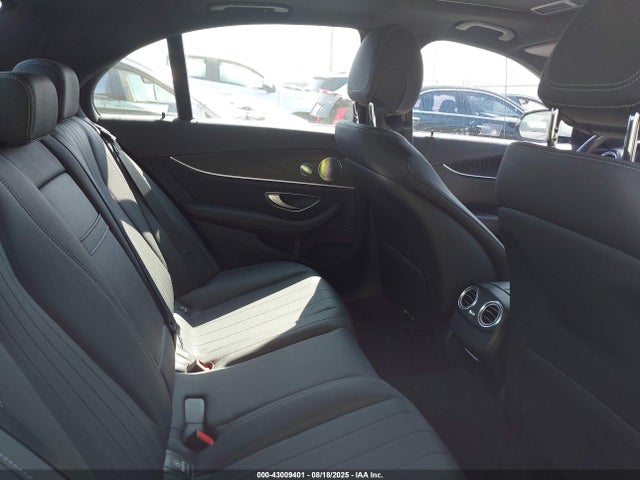 W1KZF8DB5LA821339 Mercedes-Benz m264