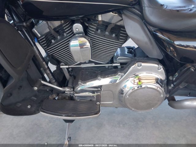 2016 HARLEY-DAVIDSON FLHTKL 1HD1KKL16GB633940 Photo 8