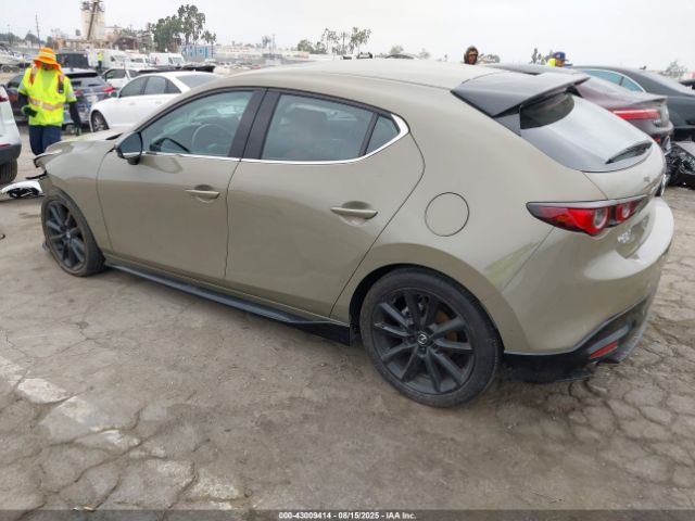 2024 MAZDA MAZDA3 HATCHBACK JM1BPBYY3R1710558 Photo 2