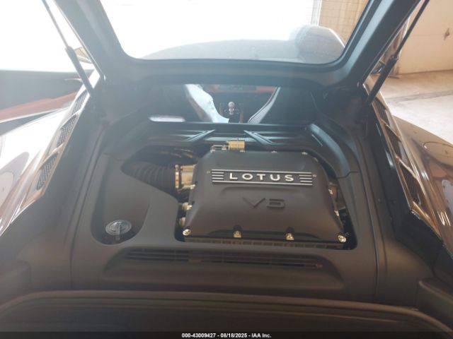 2024 LOTUS EMIRA SCCLEKAX3RHB12913 Photo 9