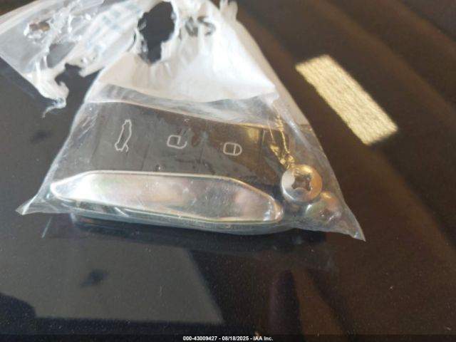 2024 LOTUS EMIRA SCCLEKAX3RHB12913 Photo 10