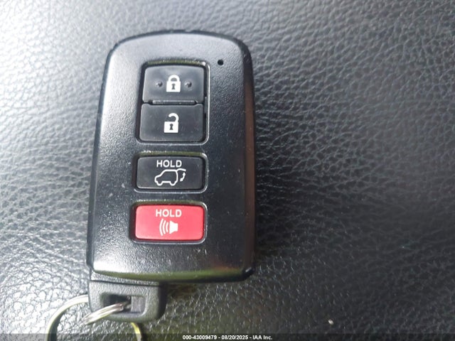 Toyota 2ar-fe 2018 2T3RFREV0JW850593 Image 11