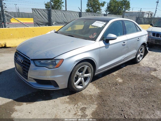 2016 AUDI A3 WAUA7GFF8G1054815 Photo 1