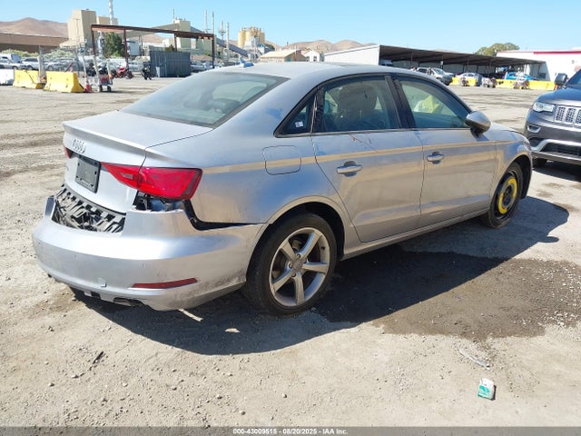 2016 AUDI A3 WAUA7GFF8G1054815 Photo 3