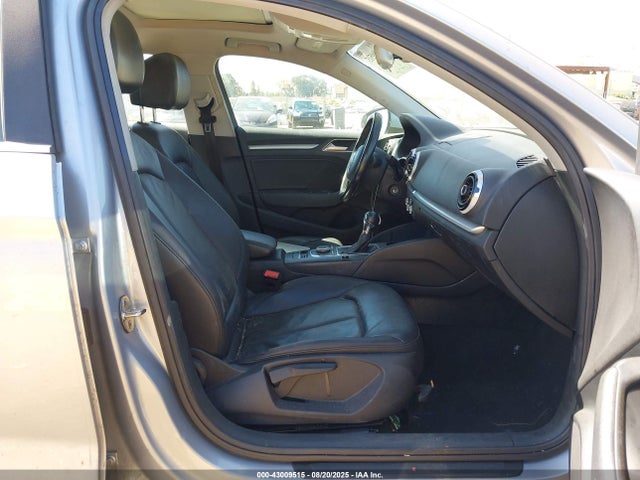 2016 AUDI A3 WAUA7GFF8G1054815 Photo 4