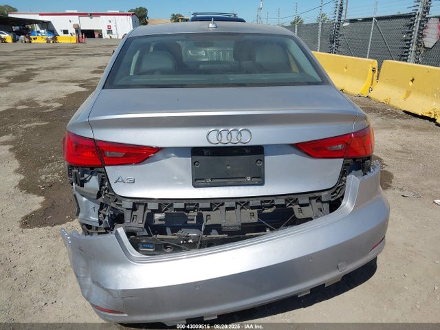 2016 AUDI A3 WAUA7GFF8G1054815 Photo 5