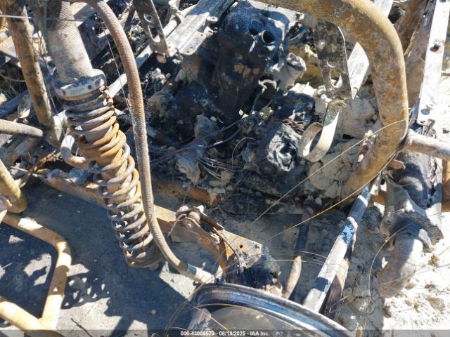 2019 POLARIS RZR 3NSVFE996KH483729 Photo 9