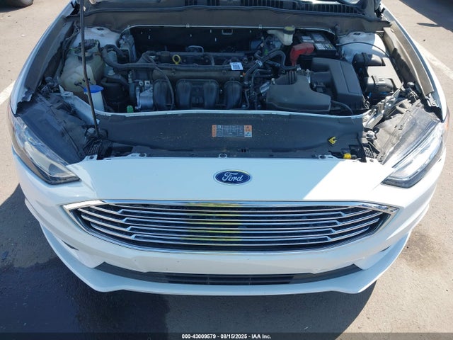 3FA6P0G76HR368287 Ford 2017