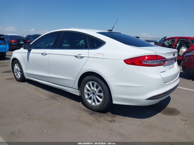 3FA6P0G76HR368287 Ford 2017