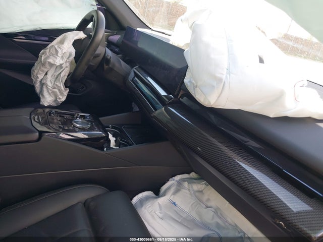 BMW i5 2024 WBY43FK03RCP52214 Image 5