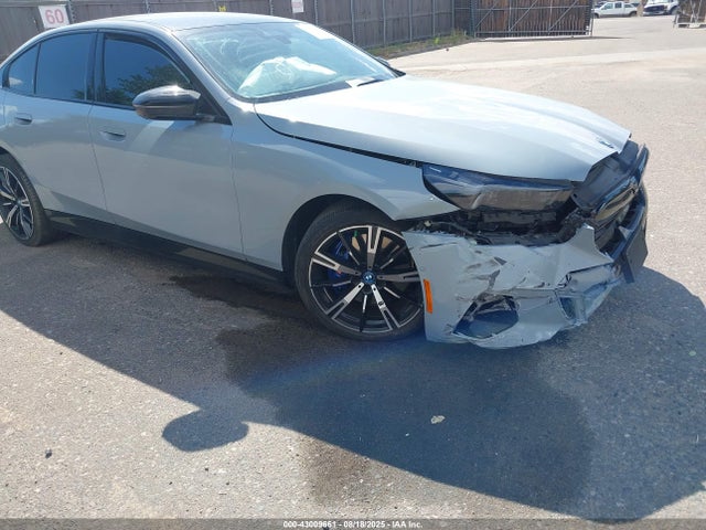 BMW i5 2024 WBY43FK03RCP52214 Image 6