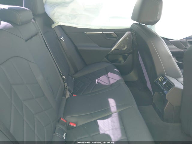 BMW i5 2024 WBY43FK03RCP52214 Image 8