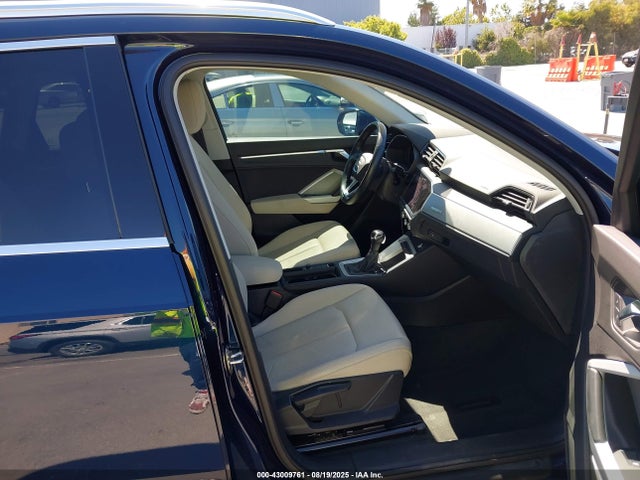 WA1AECF3XL1119756 Audi Q3