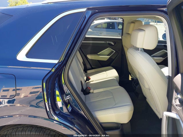 WA1AECF3XL1119756 Audi Q3