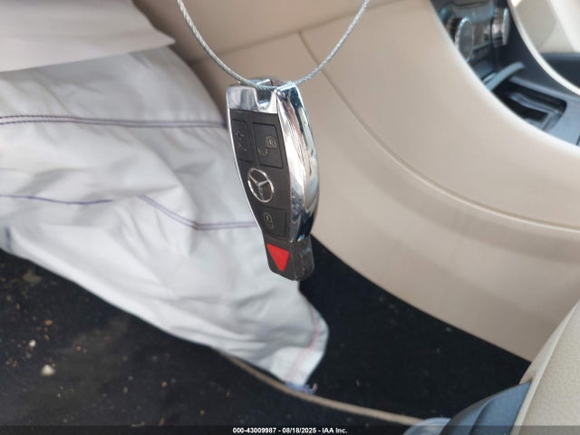 Продаж на аукціоні авто 2016 Mercedes-benz Cla 250, vin: WDDSJ4EB9GN301294, номер лоту: 43009987