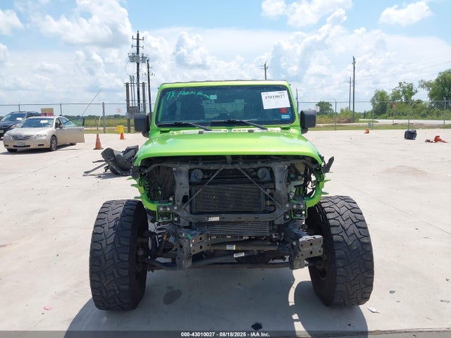 1C4HJXDN6JW264000 Jeep Wrangler