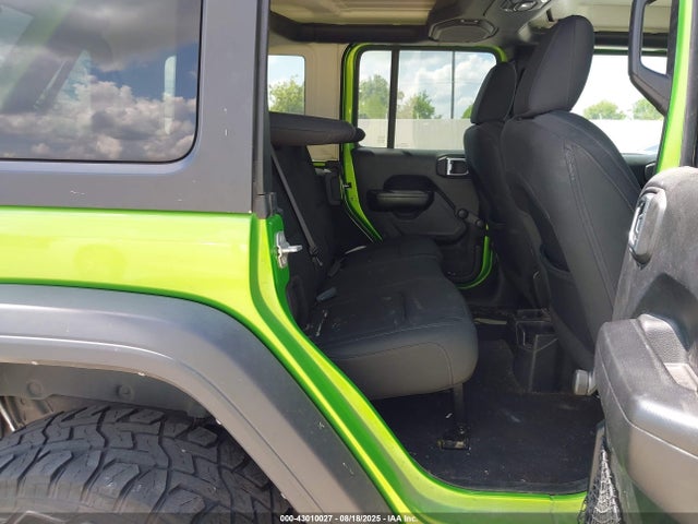 1C4HJXDN6JW264000 Jeep Wrangler