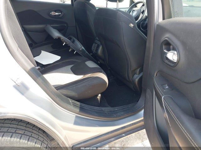 Jeep Cherokee 2014 1C4PJMCB5EW230816 Image 8