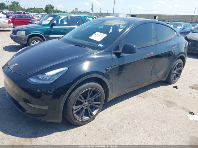 2023 TESLA MODEL Y 7SAYGDEEXPA087718 Photo 1