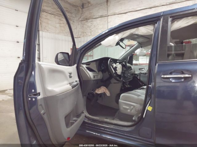 2020 TOYOTA SIENNA 5TDJZ3DC1LS246315 Photo 4