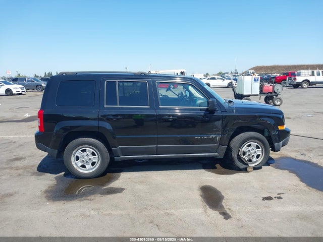 Jeep 2016 2016 1C4NJPBA9GD629258 Image 13