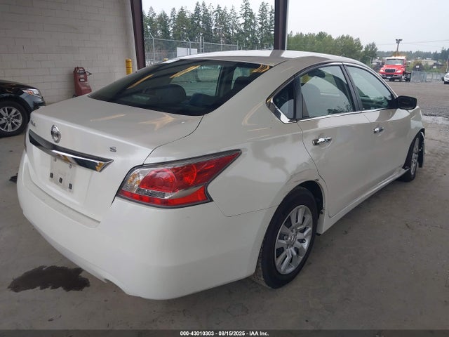 Nissan 2015 2015 1N4AL3AP7FC234237 Image 4