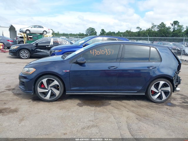 3VW547AU9JM261871 Volkswagen Golf GTI