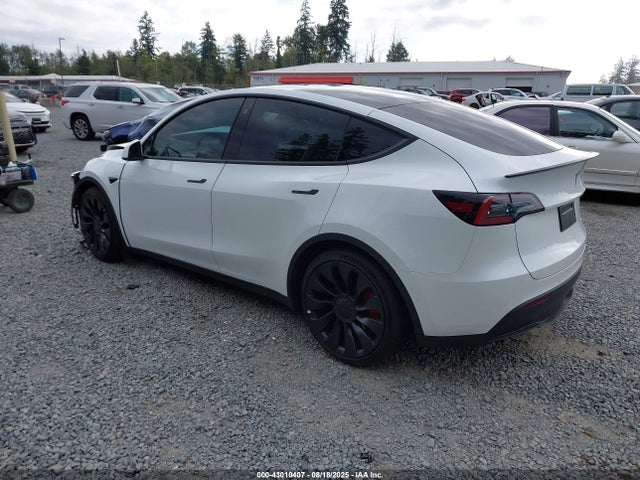 7SAYGDEF3NF565275 Tesla Model Y