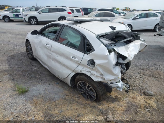 KIA mpi nu 2024 3KPF24AD4RE716532 Image 3