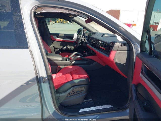 2024 PORSCHE CAYENNE COUPE WP1BA2AY4RDA52869 Photo 4