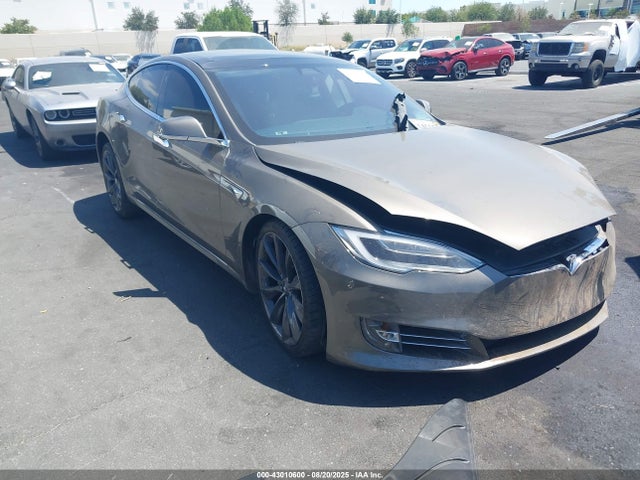 2016 TESLA MODEL S 5YJSA1E2XGF170982 Photo 0