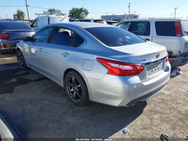 1N4AL3AP6GC222386 Nissan 2016