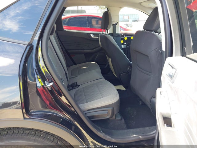 1FMCU0BZ3MUA39673 Ford hev/phev