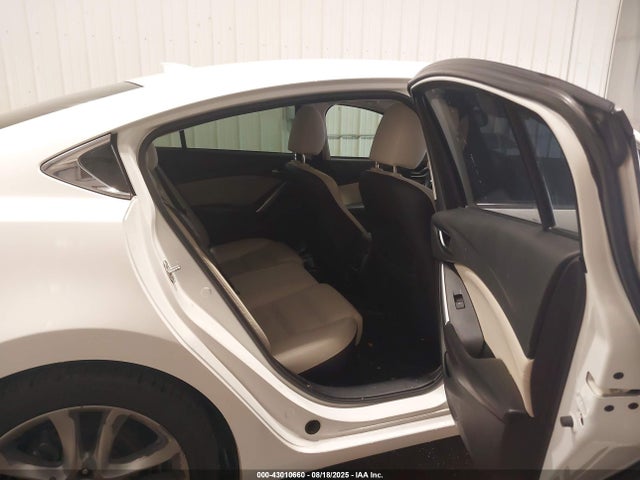 JM1GJ1W53F1216013 Mazda MAZDA6