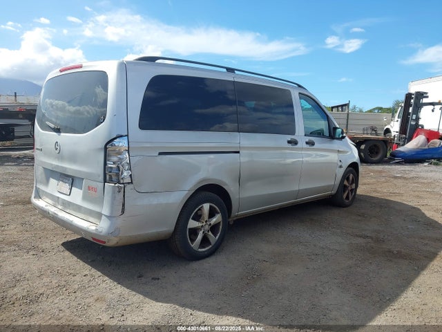 WD4PG2EE8G3129175 Mercedes-Benz 2016