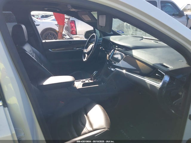 2020 CADILLAC XT6 1GYKPERS2LZ101184 Photo 4