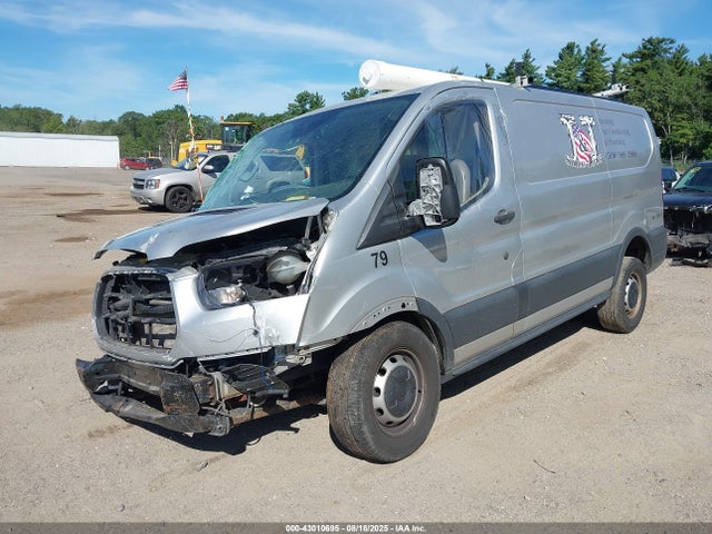 Ford Transit 2016 1FTYE1YM6GKA08717 Image 2