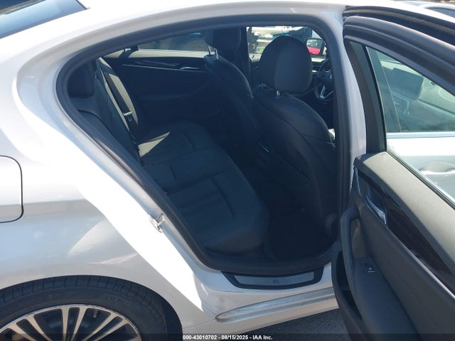 WBAJA9C56KB253941 BMW 530e