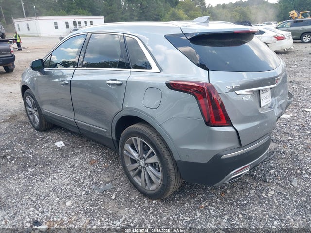 2025 CADILLAC XT5 1GYKNCRS4SZ147317 Photo 2