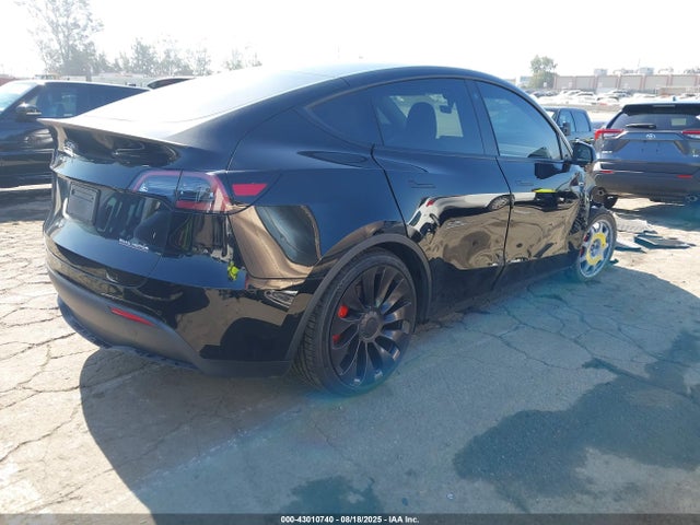 2022 TESLA MODEL Y 7SAYGDEF0NF403779 Photo 3
