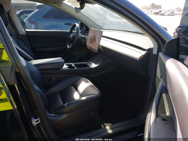 2022 TESLA MODEL Y 7SAYGDEF0NF403779 Photo 4