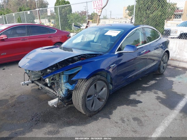 2018 TESLA MODEL 3 5YJ3E1EB5JF130776 Photo 1