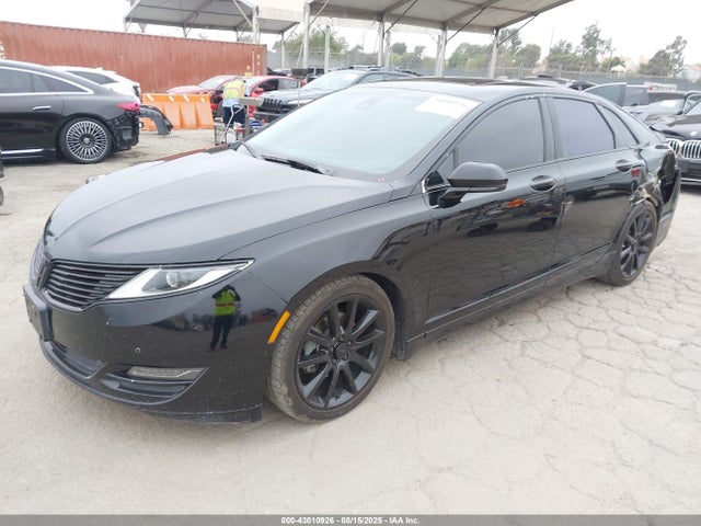 Lincoln MKZ 2016 3LN6L2LU9GR612831 Image 2