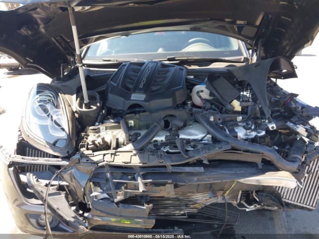 2017 PORSCHE MACAN WP1AB2A54HLB13947 Photo 9