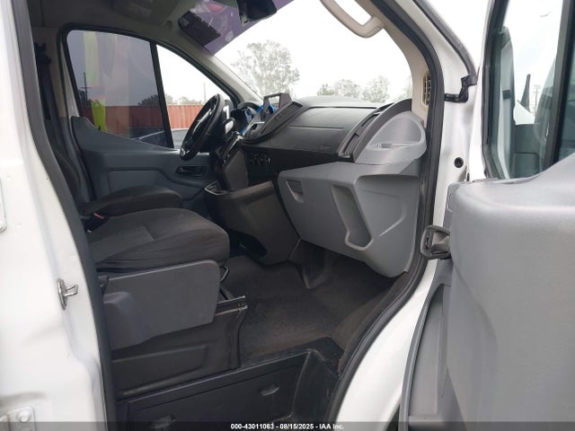 1FBZX2ZM5HKA56430 Ford 2017