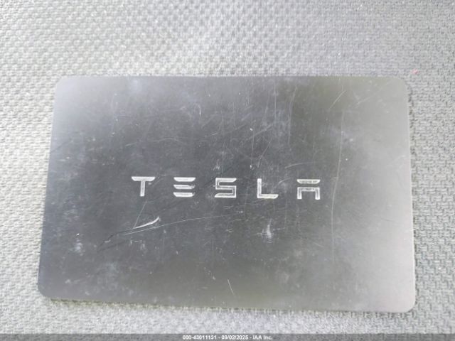 2025 TESLA MODEL Y 7SAYGDEDXSA376016 Photo 10