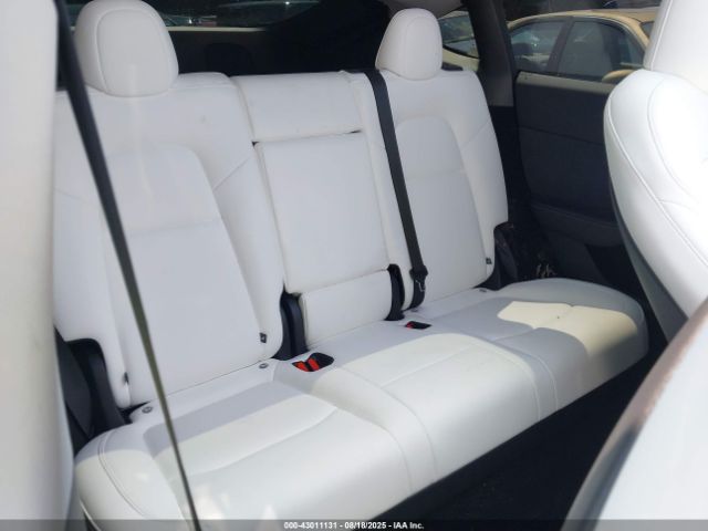2025 TESLA MODEL Y 7SAYGDEDXSA376016 Photo 7