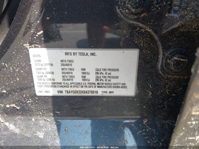 2025 TESLA MODEL Y 7SAYGDEDXSA376016 Photo 8