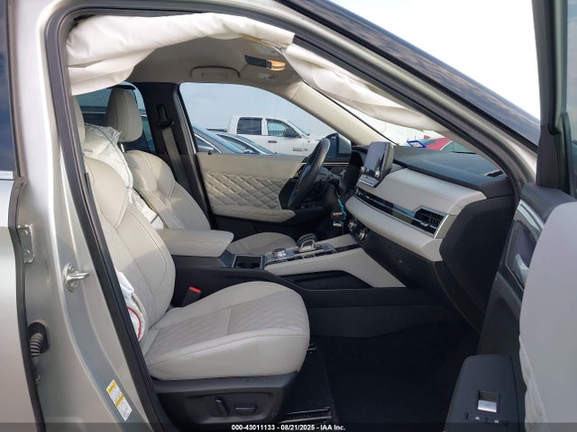 2023 MITSUBISHI OUTLANDER JA4J3VA81PZ031075 Photo 4